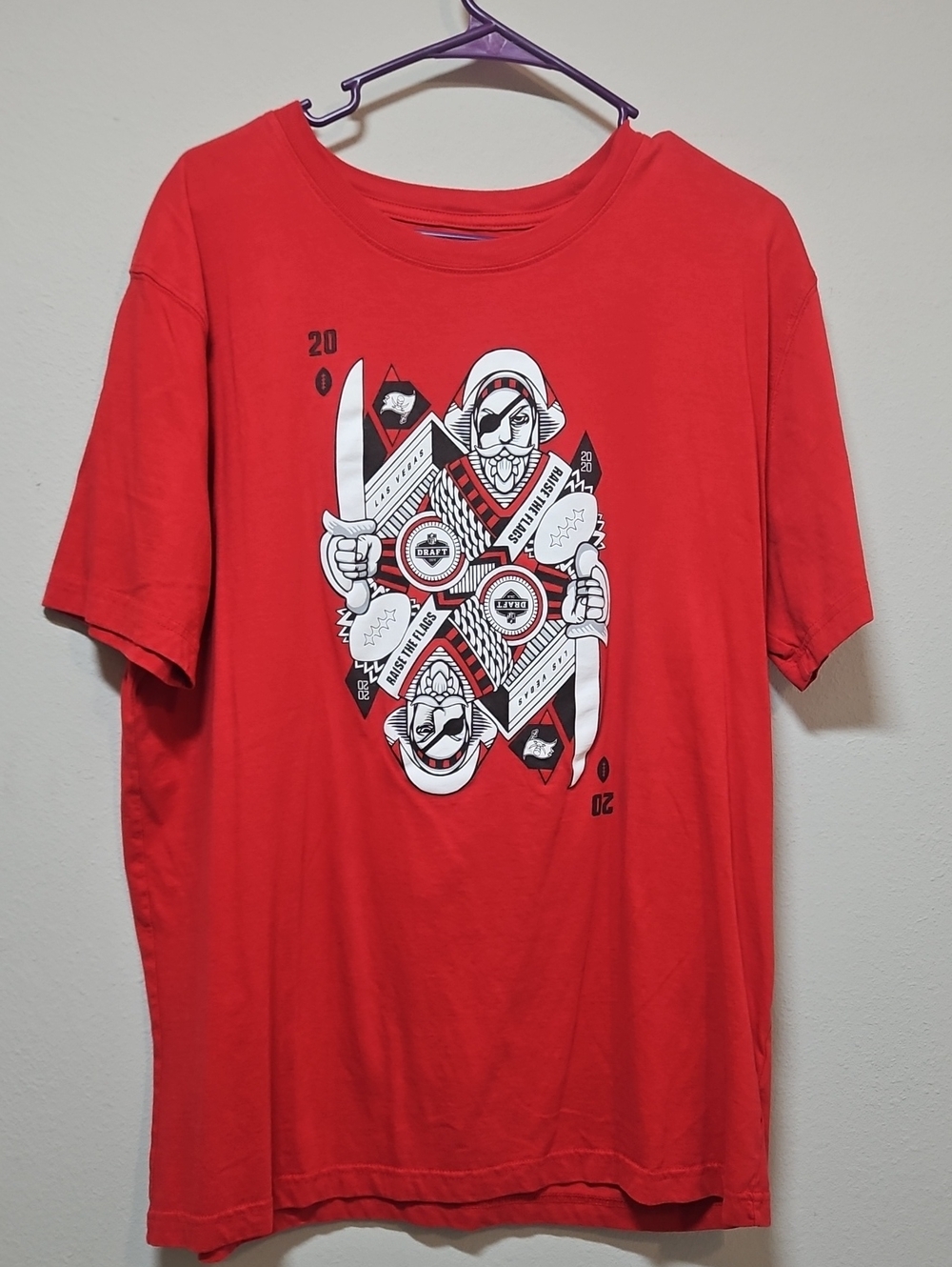New Era XL Red Graphic Short Sleeve Tee